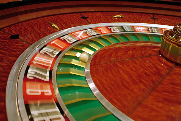 Macau Pools betting interface showing number selection and stake options